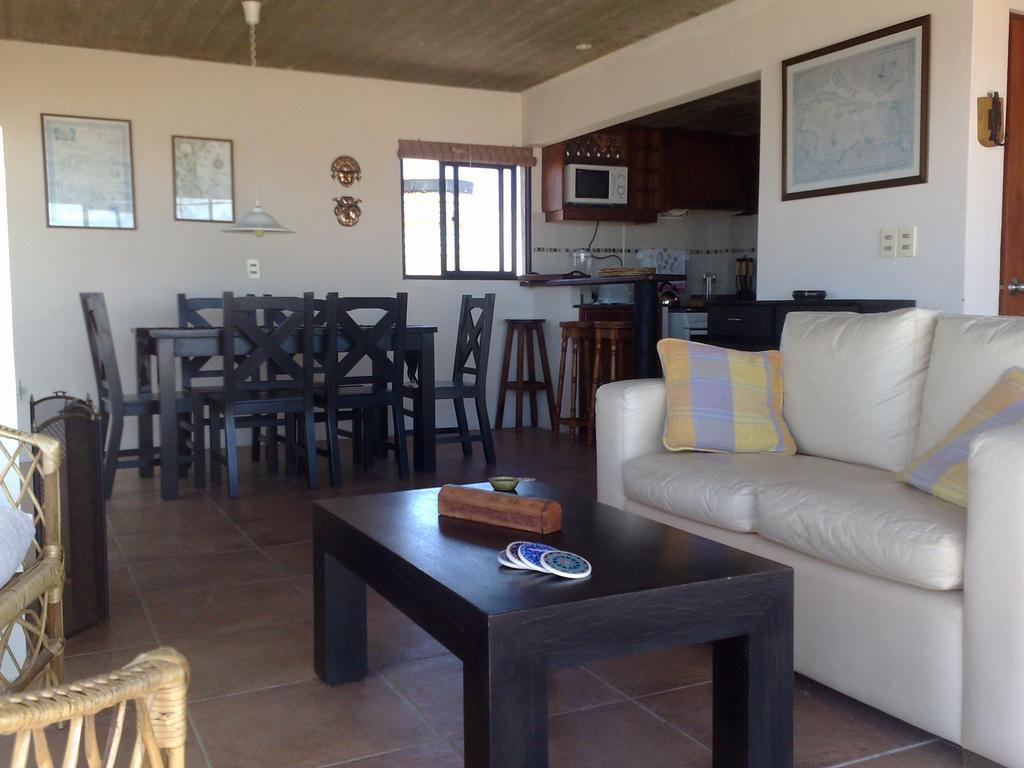 Villa Lobos De Mar Punta Del Diablo Esterno foto